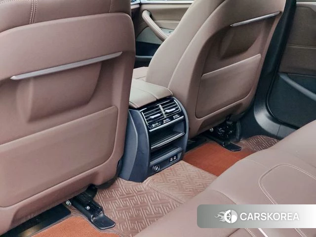 BMW 5 series 2024 Белый из Китая, фото 6