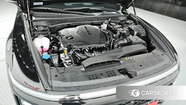 Hyundai Grandeur (GN7) id 4400302 из Кореи 26