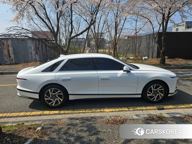 Hyundai Grandeur (GN7) id 3897448 из Кореи 14