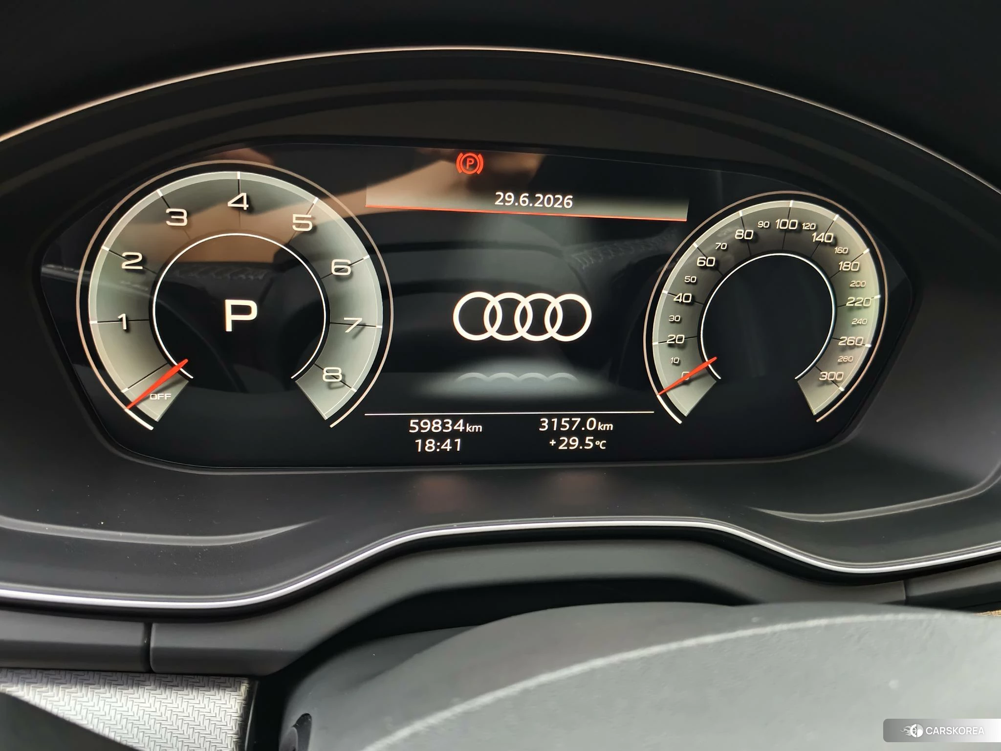 Audi Q5L id 4515258 из Китая 7
