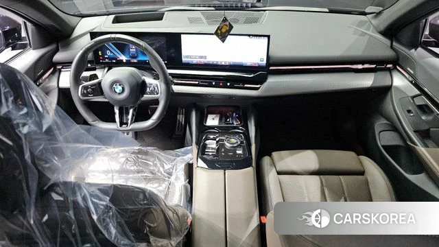BMW 5 Series (G60) id 4792446 из Кореи 33