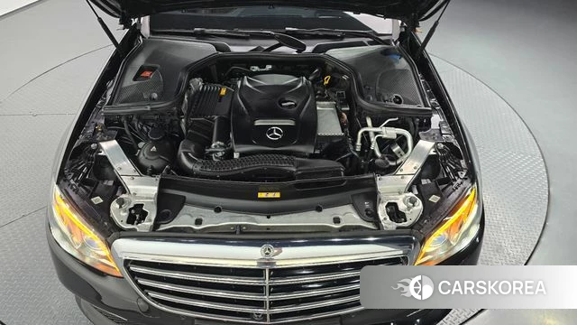 Mercedes-Benz E-Class W213 id 4633309 из Кореи 27