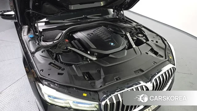 BMW 7 Series (G11) id 3552219 из Кореи 16