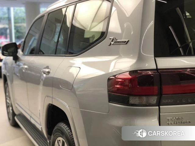 Toyota Land Cruiser 70 Series id 4290934 из Китая 40