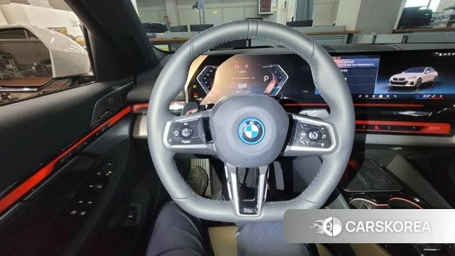 BMW i5 (G60) 2025 Белый из Кореи, фото 6