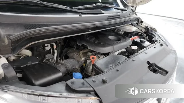 Hyundai The New Grand Starex id 3374645 из Кореи 16