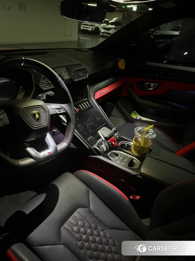 Lamborghini Urus 2023 Красный из Кореи, фото 6