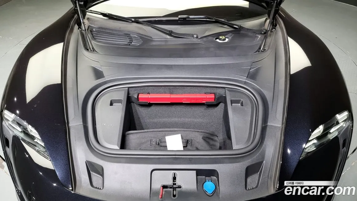 Porsche Taycan id 1036743 из Кореи 16