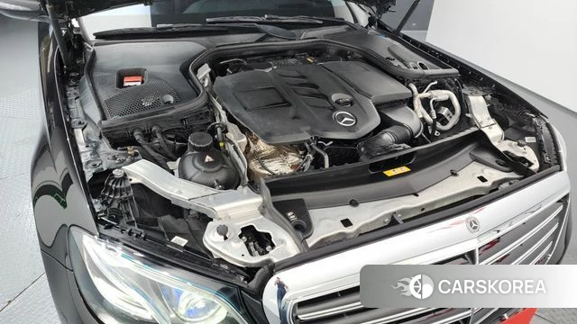Mercedes-Benz E-Class W213 id 4448331 из Кореи 31