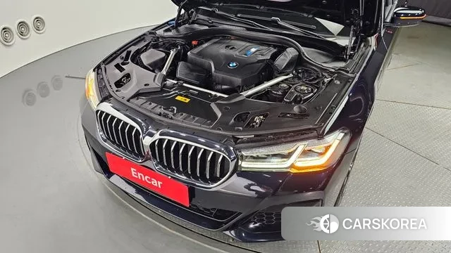 BMW 5 Series (G30) id 3155562 из Кореи 16