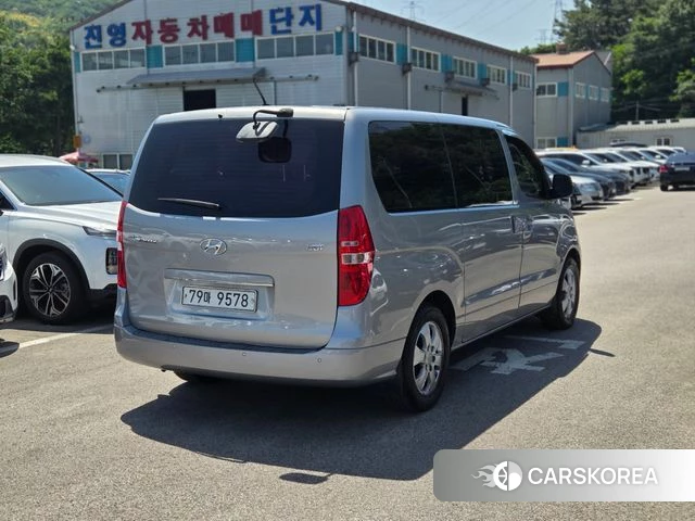 Hyundai The New Grand Starex id 4397799 из Кореи 13