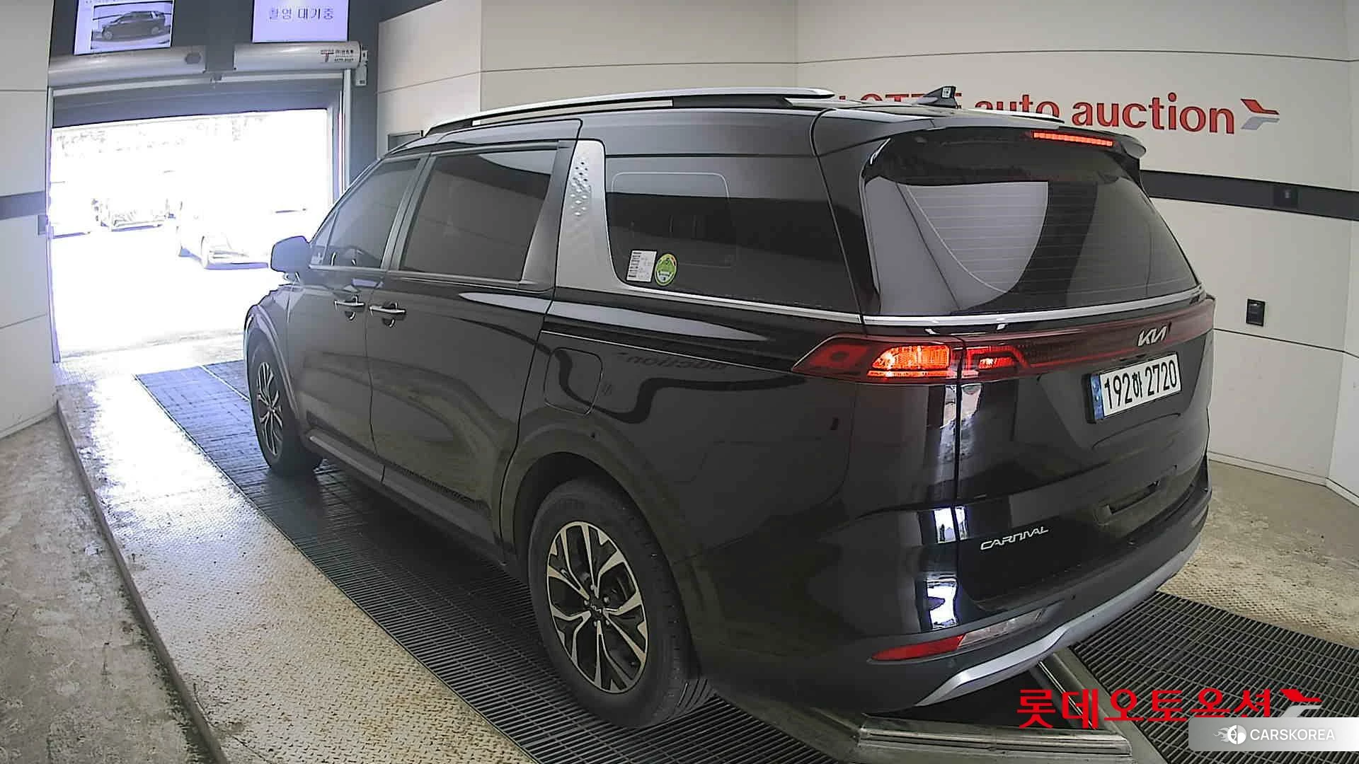 Kia Carnival id 4289621 из Кореи 32