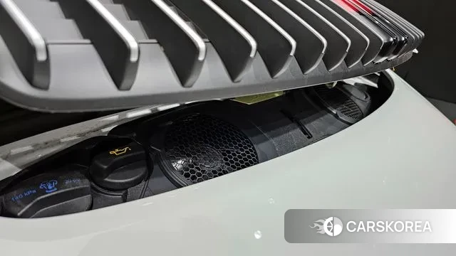 Porsche 911(992) id 3278337 из Кореи 16