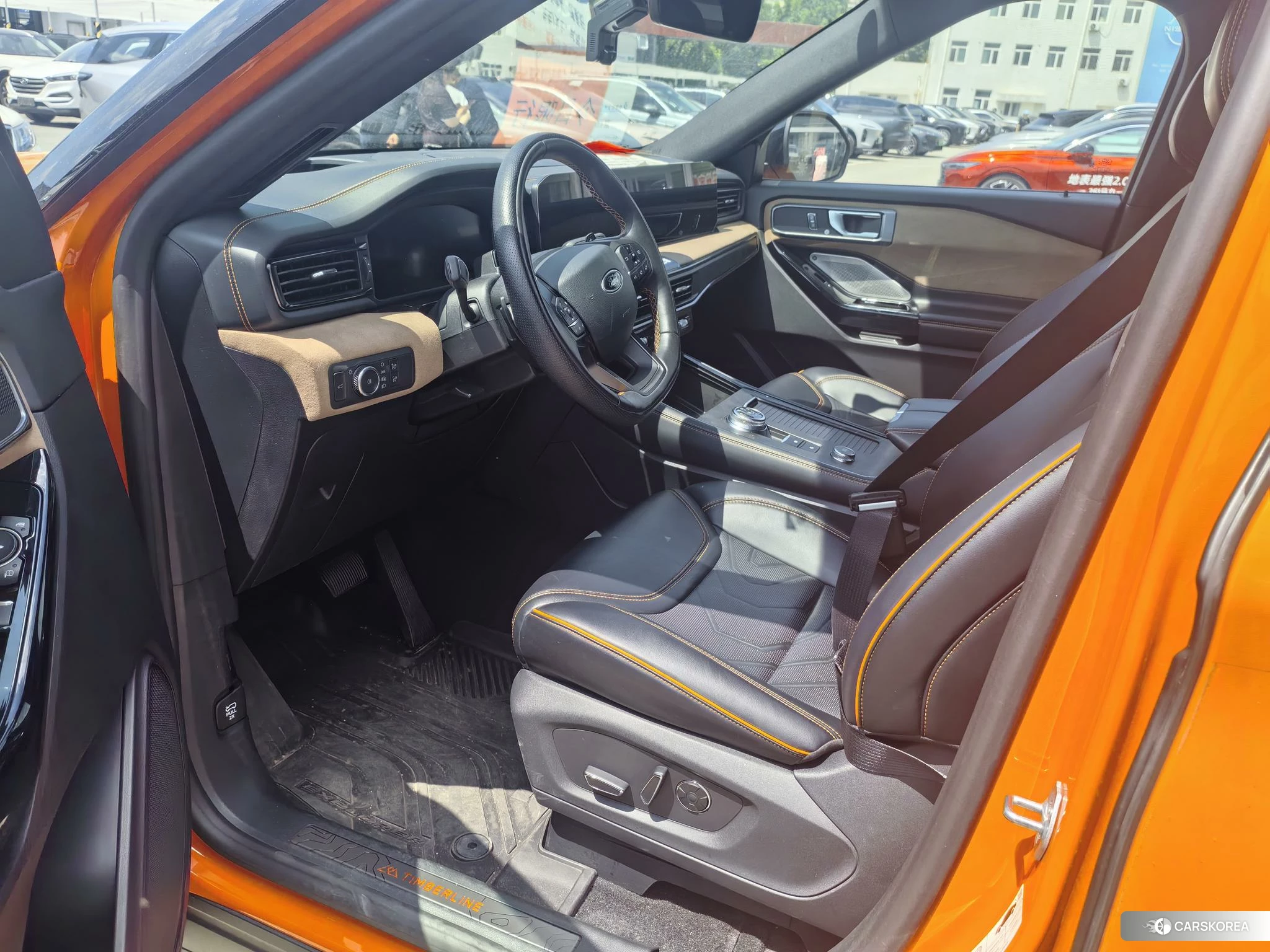 Ford Explorer 2024 Оранжевый из Китая, фото 6