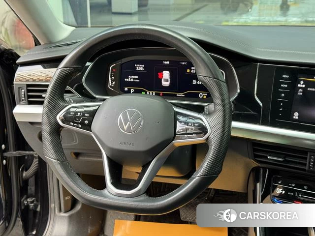 Volkswagen Passat id 4272547 из Китая 17