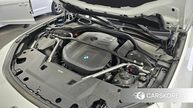 BMW 7 Series (G70) id 3922258 из Кореи 16