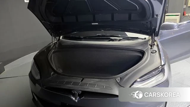 Tesla Model X id 3318998 из Кореи 16