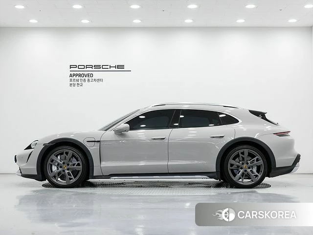 Porsche Taycan id 4308475 из Кореи 16