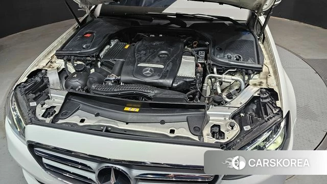 Mercedes-Benz E-Class W213 id 4551929 из Кореи 26