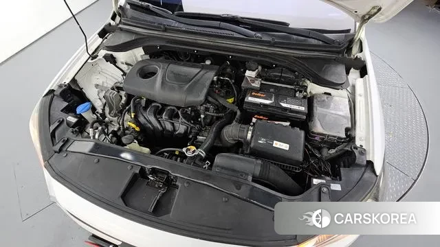 Hyundai Avante AD id 3474930 из Кореи 16