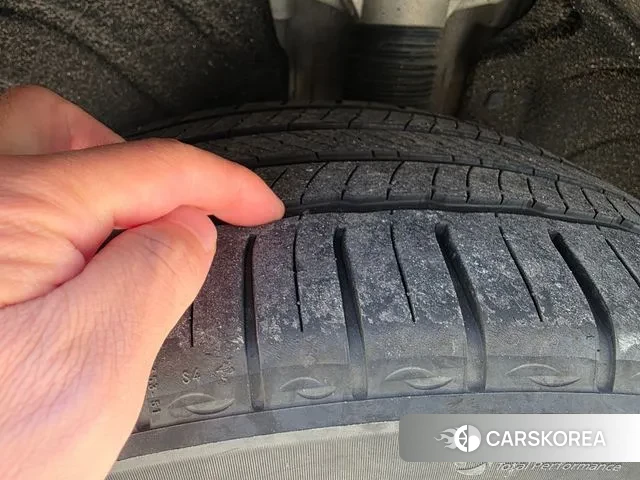 Hyundai Ionic 5 id 3057993 из Кореи 15