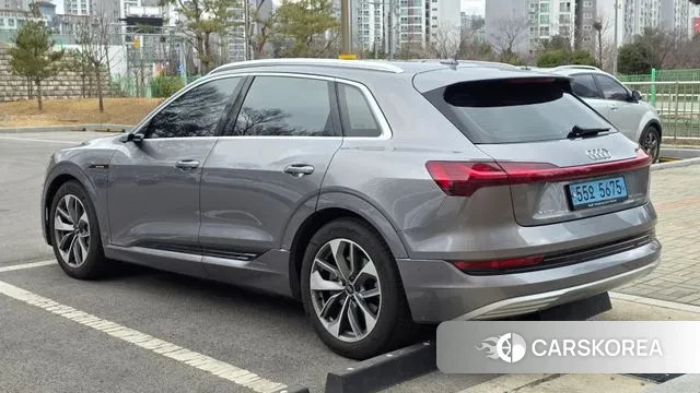 Audi e-Tron id 3727842 из Кореи 16