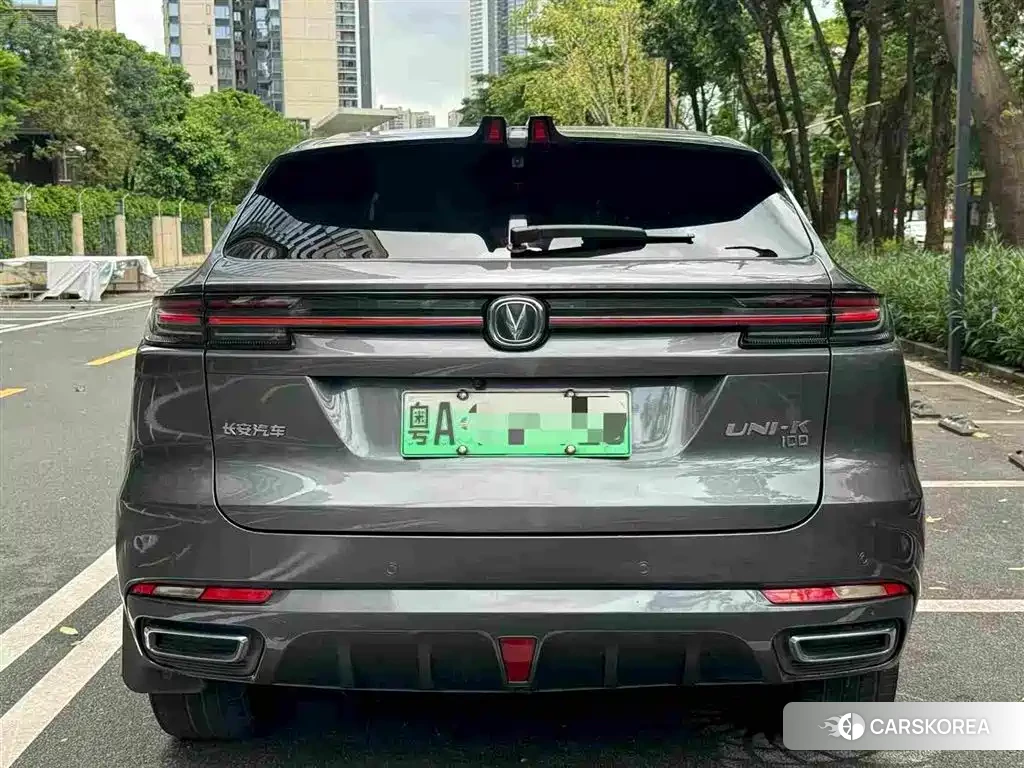 Chang'an Changan UNI-K Smart iDD 2022 Silver/gray из Китая, фото 6