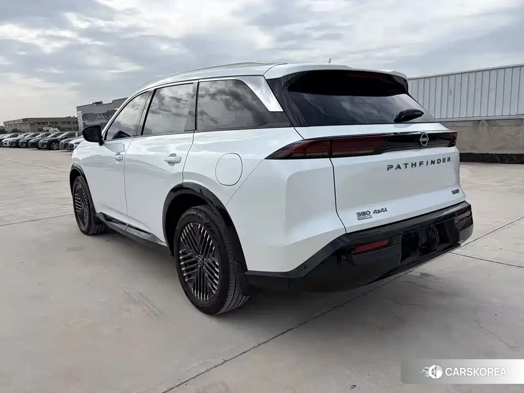 Nissan Pathfinder id 4583867 из Китая 16