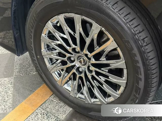 Lexus LM id 4300417 из Китая 9
