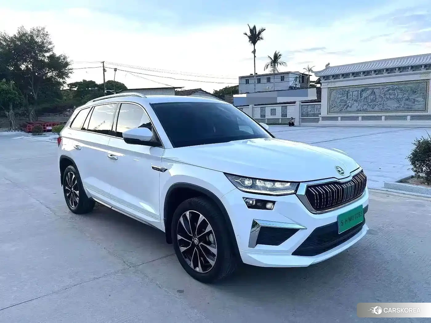 Skoda Kodiaq 2023 Белый из Китая, фото 6