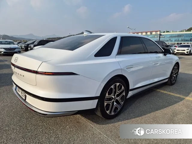 Hyundai Grandeur (GN7) id 3400011 из Кореи 16