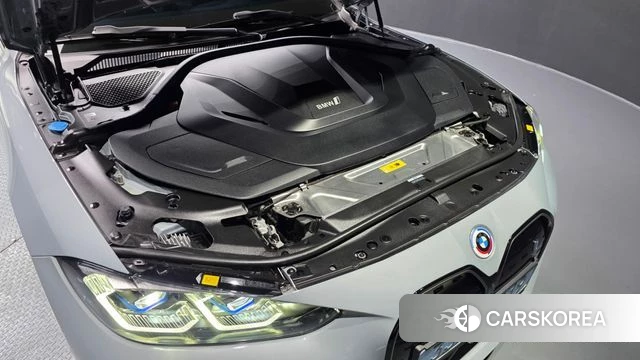 BMW i4 id 4541253 из Кореи 36
