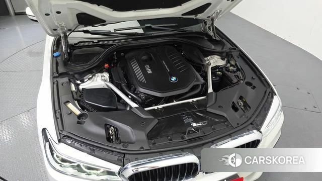 BMW 5 Series (G30) id 4642906 из Кореи 28