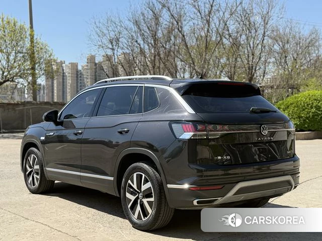 Volkswagen Tanyue 2022 Темно-серый из Китая, фото 6