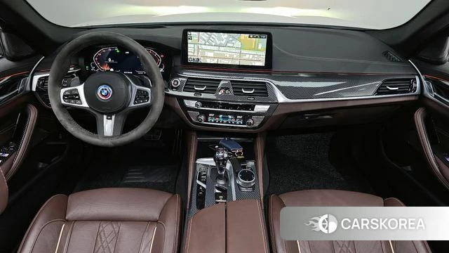 BMW 5 Series (G30) id 3940451 из Кореи 16