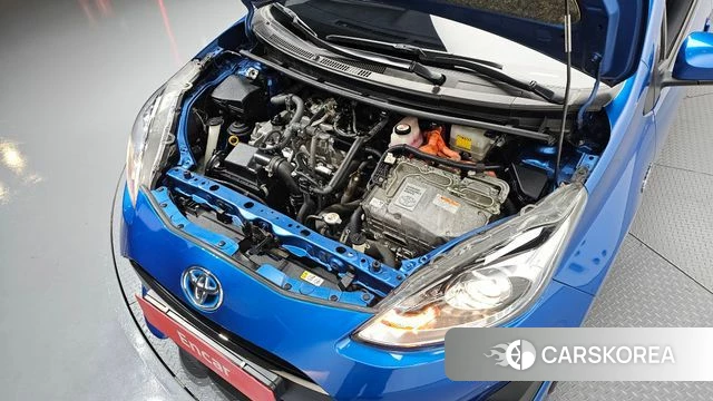 Toyota Prius C id 4667755 из Кореи 26
