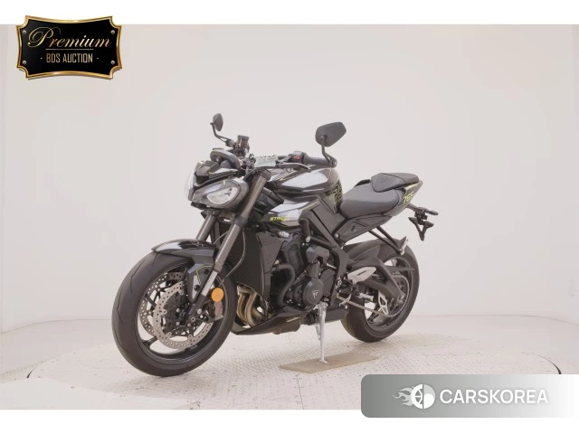 Triumph STREET TRIPLE 765 RS 2025 из Японии, фото 3