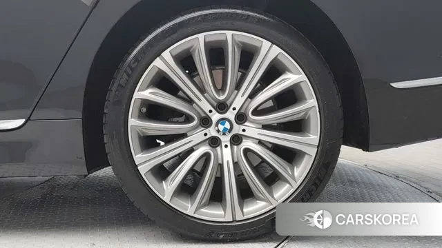 BMW 7 Series (G11) id 3243880 из Кореи 16