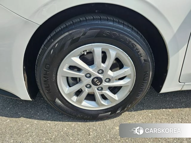 Kia Come New K3 id 3942584 из Кореи 16