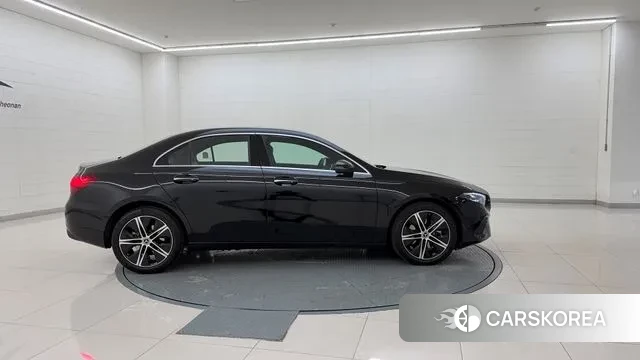 Mercedes-Benz A-Class W177 id 3775842 из Кореи 16