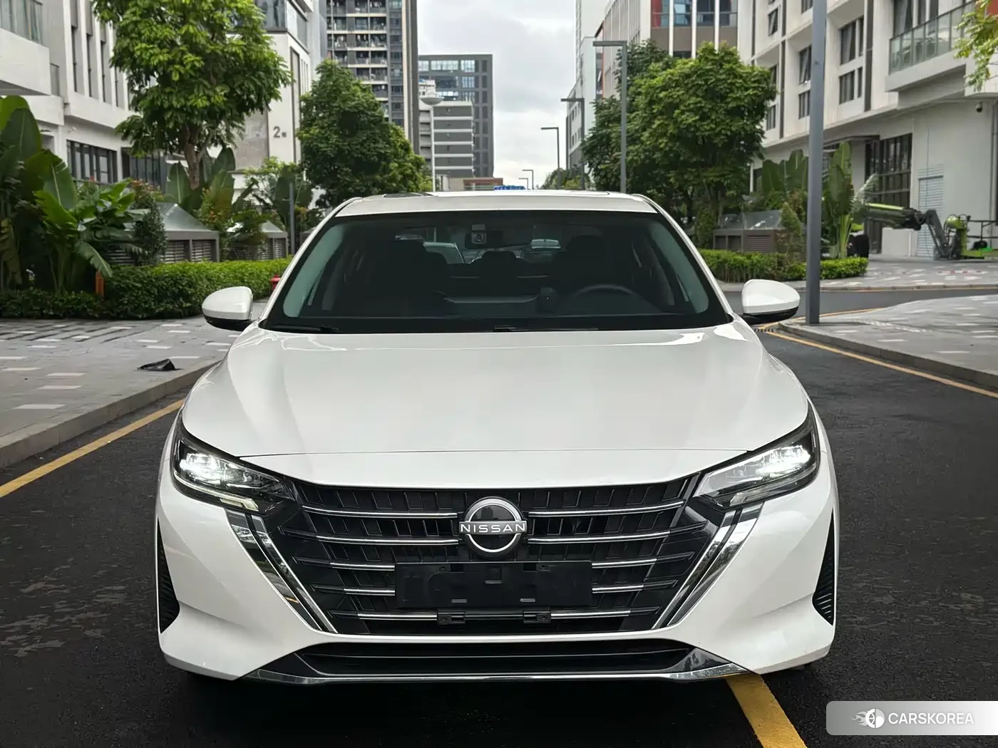 Nissan Sylphy 2025 Белый из Китая, фото 6