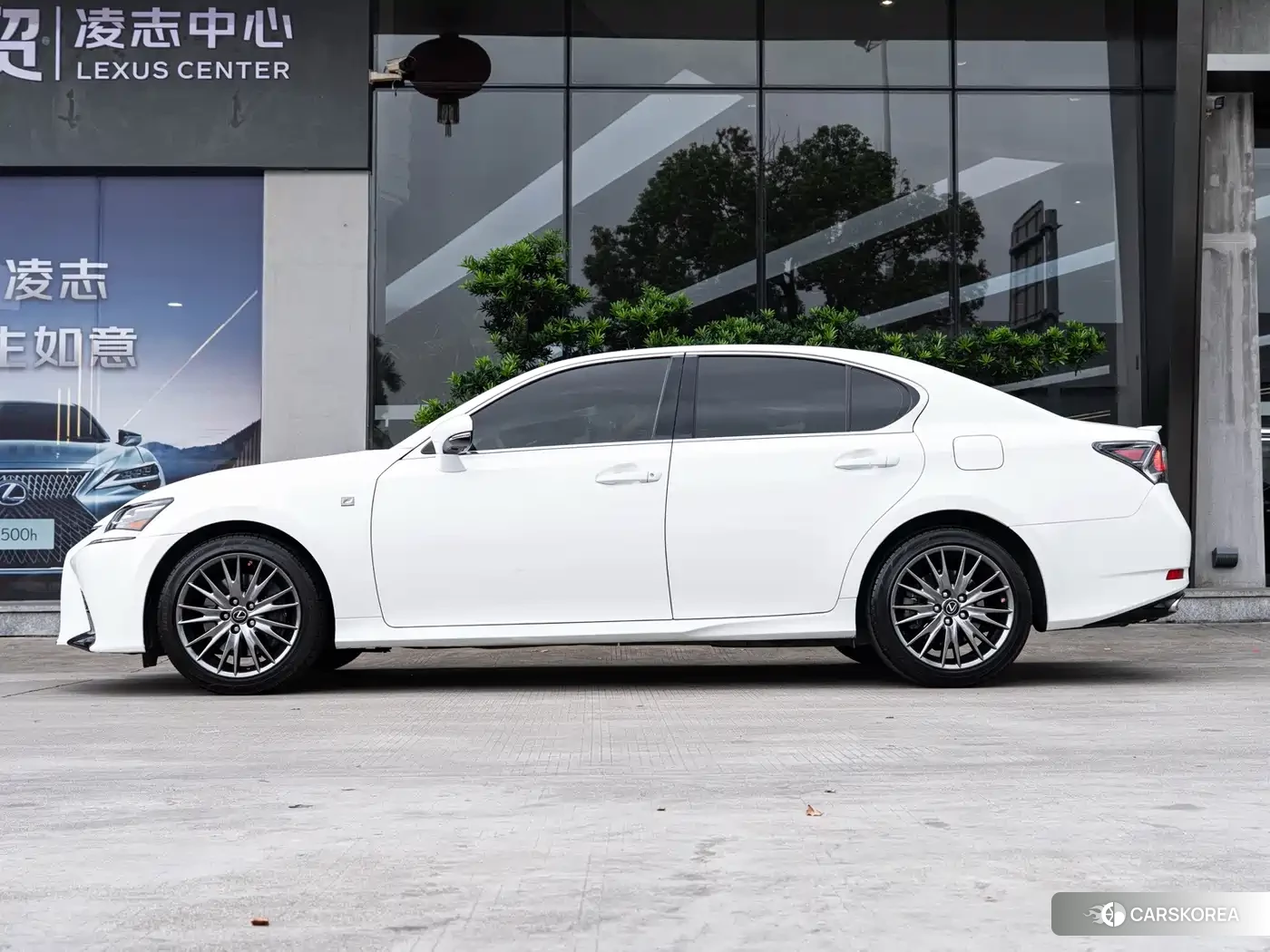 Lexus GS id 4669532 из Китая 17
