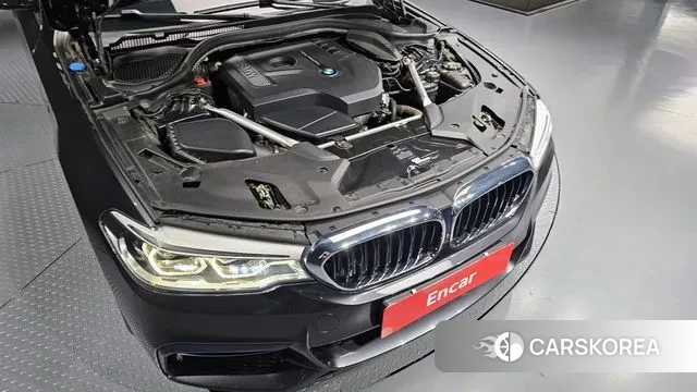 BMW 5 Series (G30) id 3330876 из Кореи 16