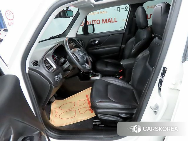 Jeep Renegade id 4683874 из Кореи 16