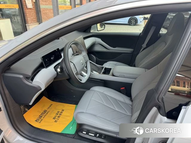 Weilai ET5 id 3968979 из Китая 17