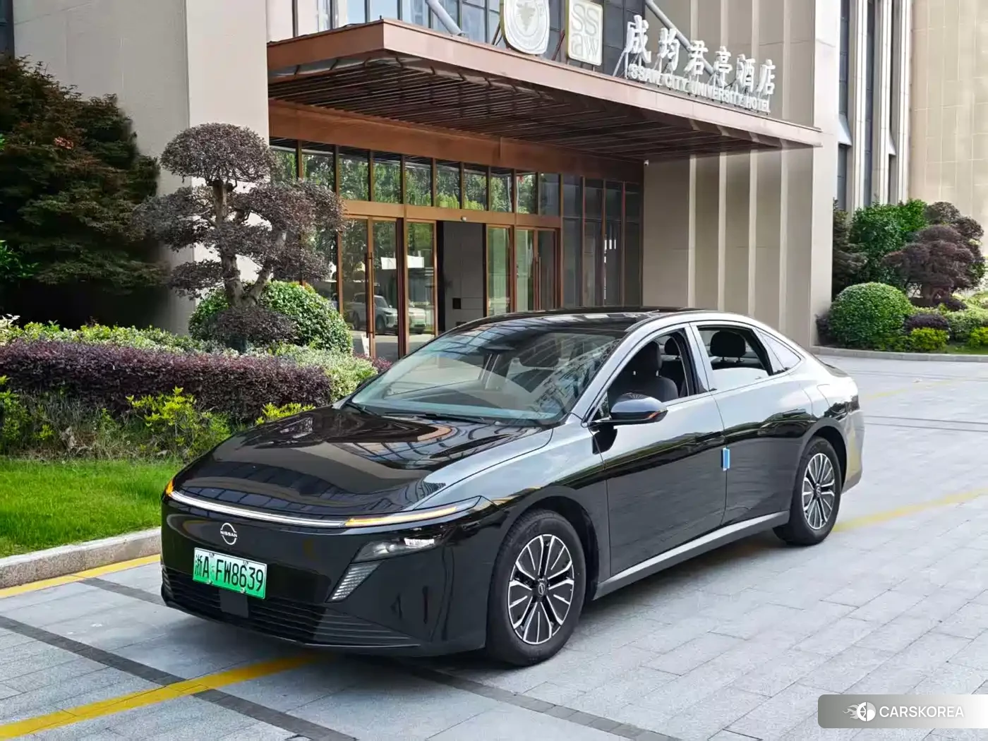 Nissan N6 id 4546453 из Китая 11