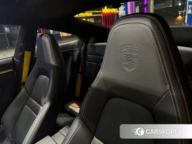 Porsche 911(992) 2020 Желтый из Кореи, фото 6