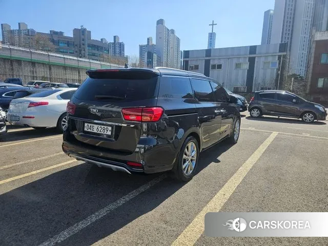 Kia The New Carnival id 3757079 из Кореи 16