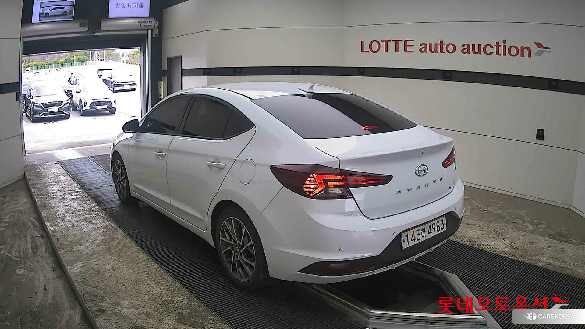 Hyundai Avante id 3869279 из Кореи 33