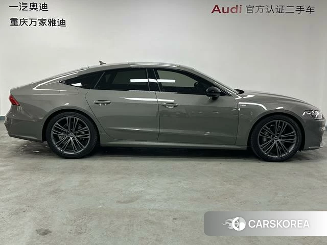 Audi A7 id 3889742 из Китая 16